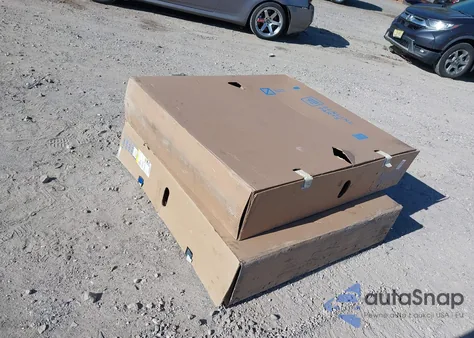 2019 Cadillac Xt4 Premium Luxury z USA, uszkodzony, nr VIN 1GYFZDR47KF138335